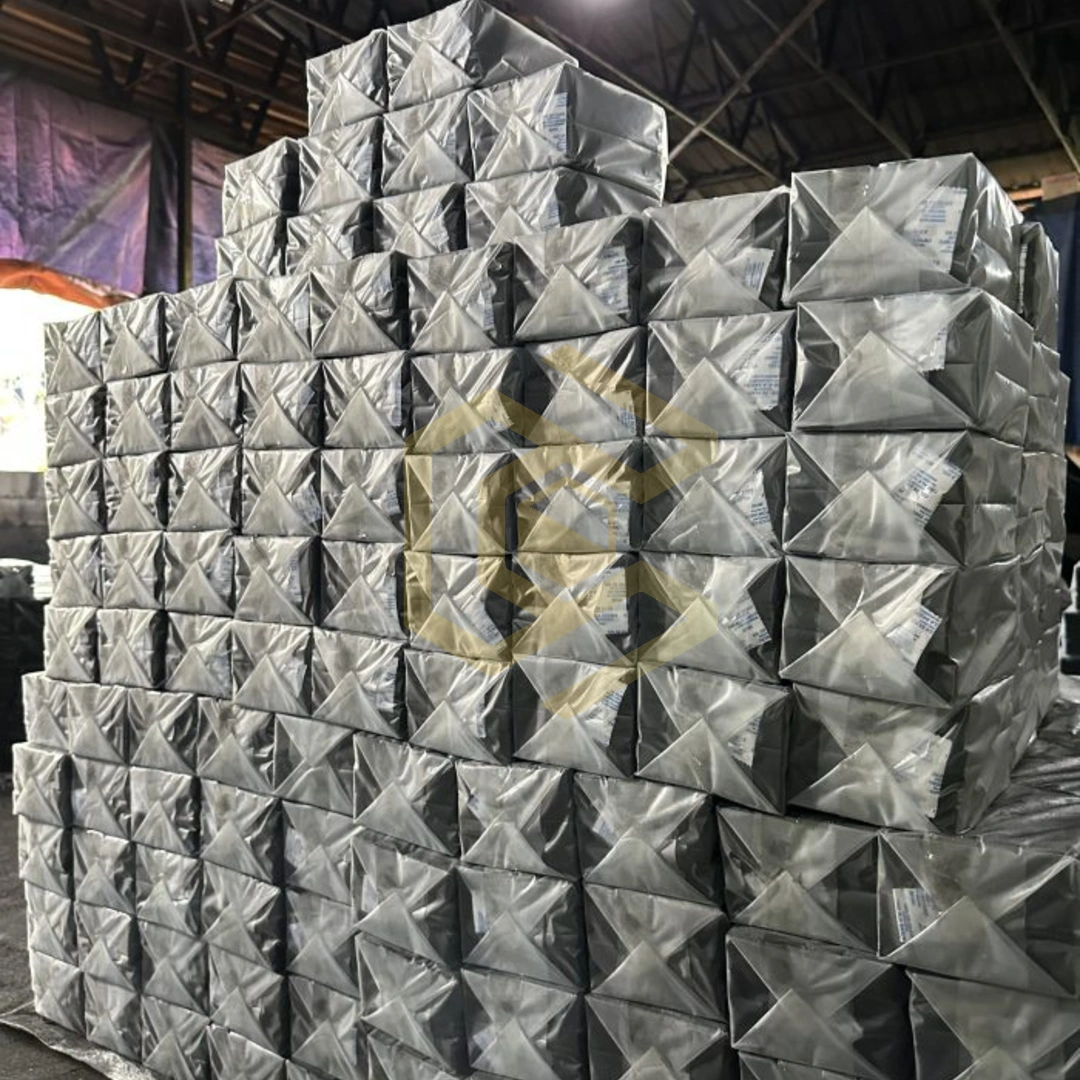 Charcoal castle briquettes export 800x600